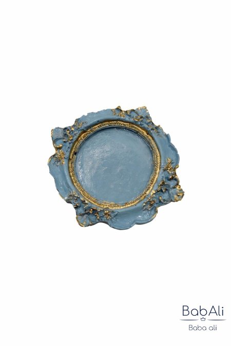 blue-grey مع ذهبي